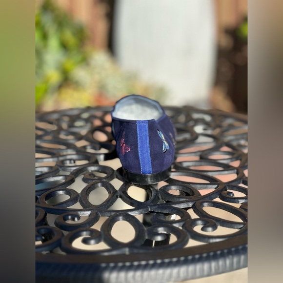 Blue Bird — Embroidered Butterfly Suede Flats - Picture 7 of 9